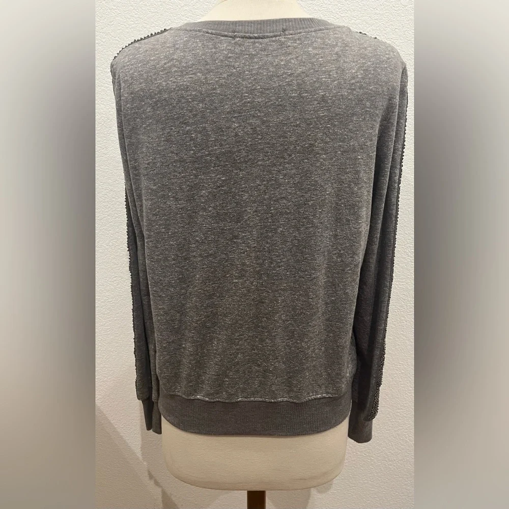 Olivia Moon XS Gold Sequined Long Sleeve Sweater‎ Top.